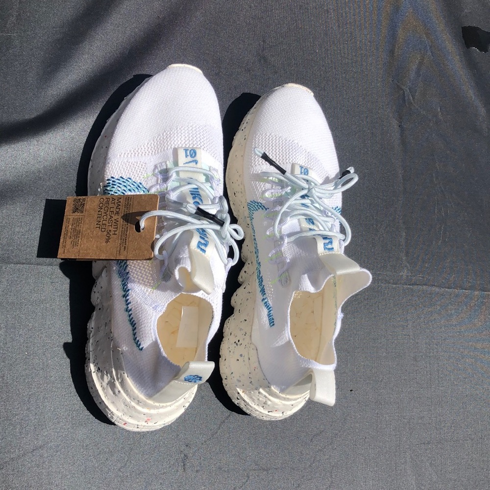 Nike Space Hippie 01